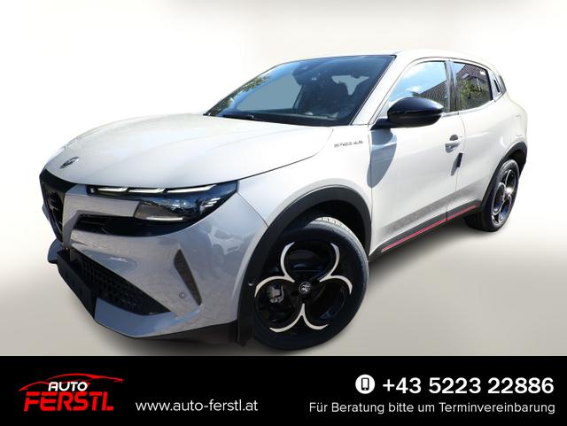 Lagerfahrzeug Alfa Romeo Junior - Speciale Ibrida TechP Navi 18"LM elHK SHZ