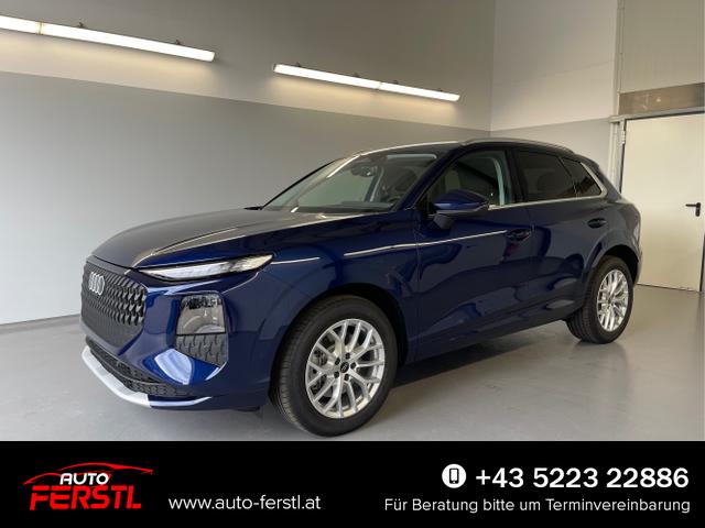 Lagerfahrzeug Audi Q3 - NEU TFSI quattro Tech AHK LEDPlus ACC Kamera Alu18 Volllack