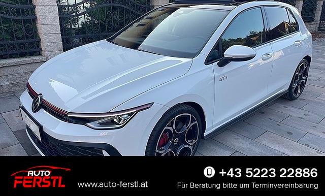 Vorlauffahrzeug Volkswagen Golf - VIII 2.0 TSI GTI 19" LM IQ.LIGHT PANO Infotainment-Paket "Discover"