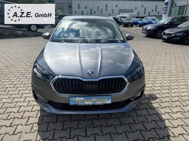 Skoda / Fabia / Grau / / / 1.0 TSI TOP SELECTION *PDC*GRA*SH*LHZ*APP*MFL*