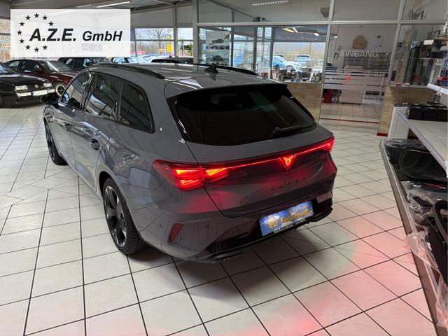 Cupra / Leon Sportstourer / Grau / / / 1.5 eTSI DSG *SH*NAVI*LED*TWA*APP*KAMERA*AHK*