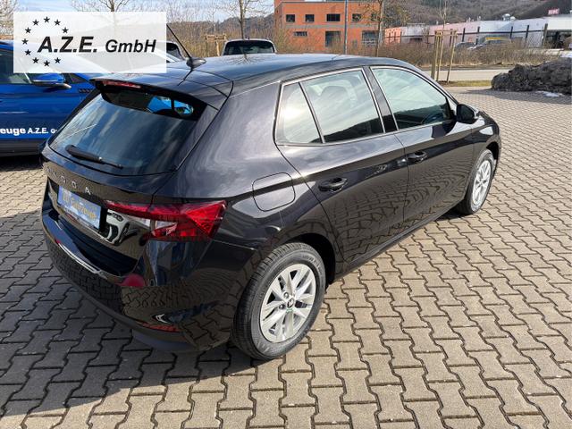 Skoda / Fabia / Schwarz / / / 1.0 MPI 130 Jahre *PDC*GRA*SH*KAMERA*APP*MFL*5J.GAR.*