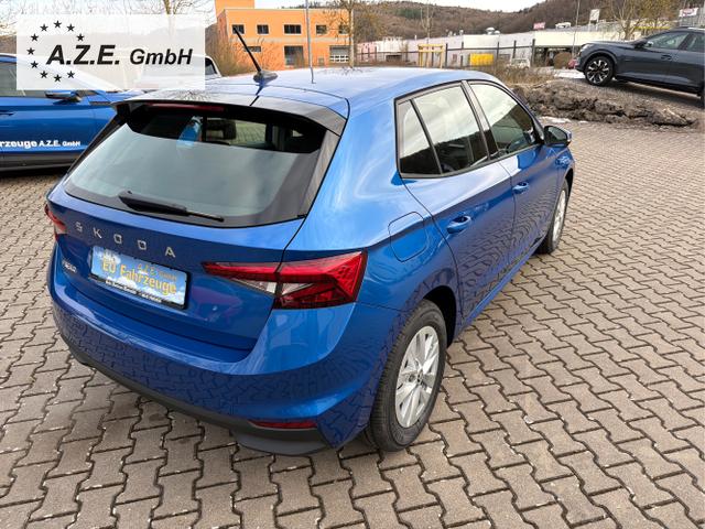 Skoda / Fabia / Blau / / / 1.0 MPI 130 Jahre *PDC*GRA*SH*KAMERA*APP*MFL*5J.GAR.*