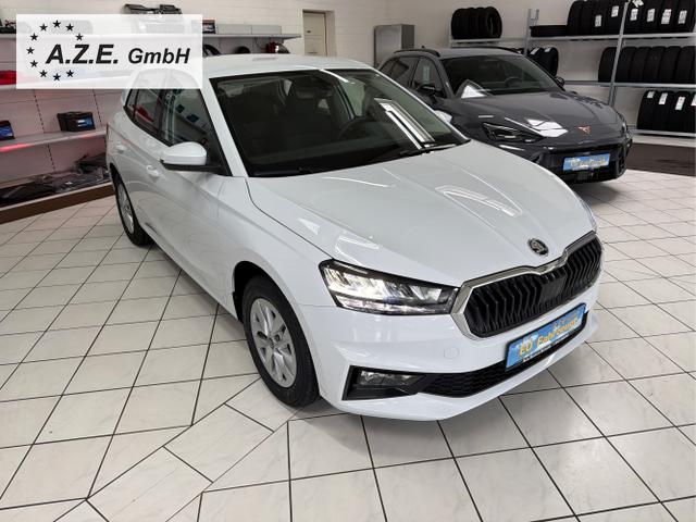 Skoda / Fabia / Wei&szlig; / / / 1.0 MPI 130 Jahre *PDC*GRA*SH*KAMERA*APP*MFL*5J.GAR.*