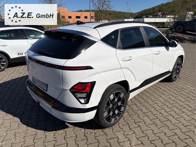 Hyundai / KONA Elektro / Wei&szlig; / / / Executive 65,4 kWh *NAVI*HUD*360&deg; KAMERA*EL.KLAPPE*PANO*V2L*