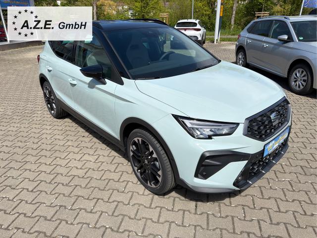 Seat / Arona / Grau / / / 1.5 TSI DSG FR *NAVI*AHK*LED*KAMERA*ACC*MFL*TWA*SH*5J. Gar.*