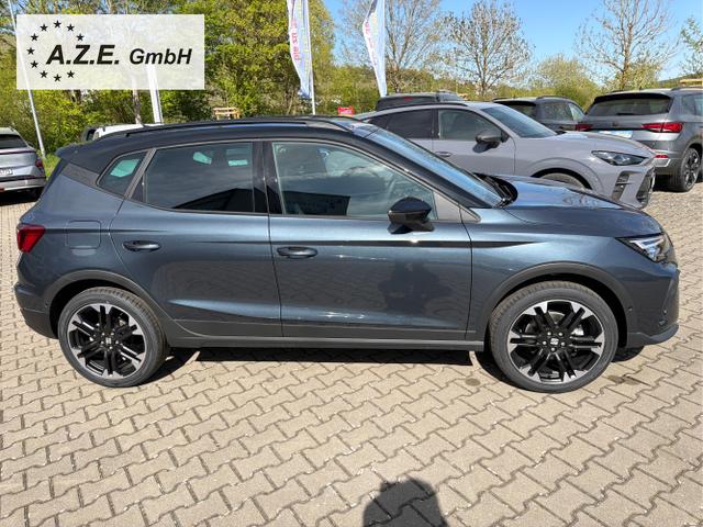 Seat / Arona / Grau / / / 1.5 TSI DSG Style *APP*AHK*LED*KAMERA*MFL*SH*5J. Gar.*