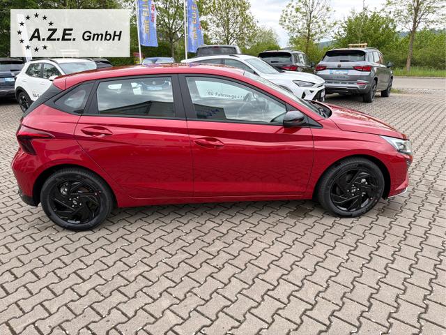 Hyundai / i20 / Rot / / / Go! Plus 1.0 T-GDI DCT *NAVI*LED*KAMERA*PDC*SH*LHZ*2026!