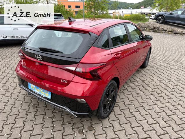 Hyundai / i20 / Rot / / / Go! Plus 1.0 T-GDI DCT *NAVI*LED*KAMERA*PDC*SH*LHZ*2026!