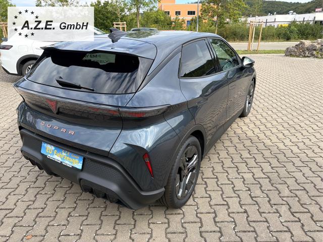Cupra / Raval / Grau / / / Dynamic 55 kWh *APP*LED*TWA*SH*PDC*KAMERA*5J. GAR.*