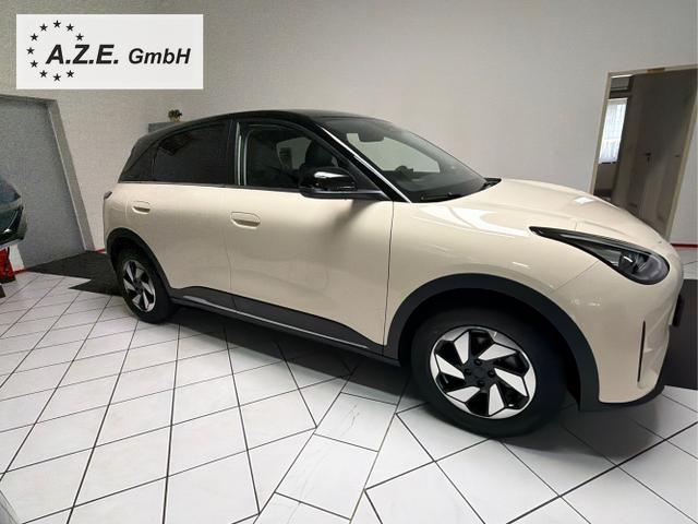 Geely / E2 / Beige / / / E2 ULTRA 47,14 kWh *NAVI*SH*LHZ*TWA*540&deg;KAM*PDC*LED*8J. GAR.*