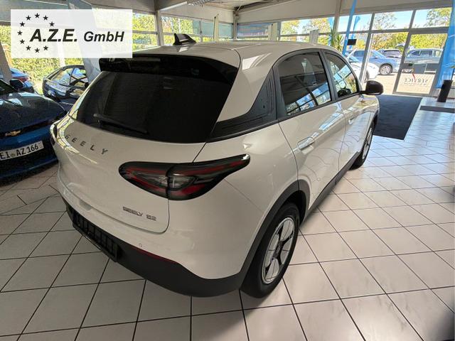 Geely / E2 / Wei&szlig; / / / E2 MAX 47,14 kWh *NAVI*SH*LHZ*TWA*KAMERA*PDC*LED*8J. GAR.*