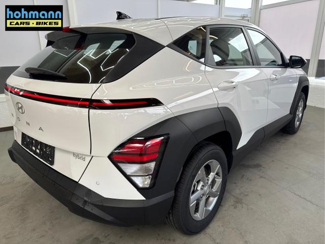 Hyundai / KONA / Weiß / / / DCT ACC NAVI RFK Smart Key