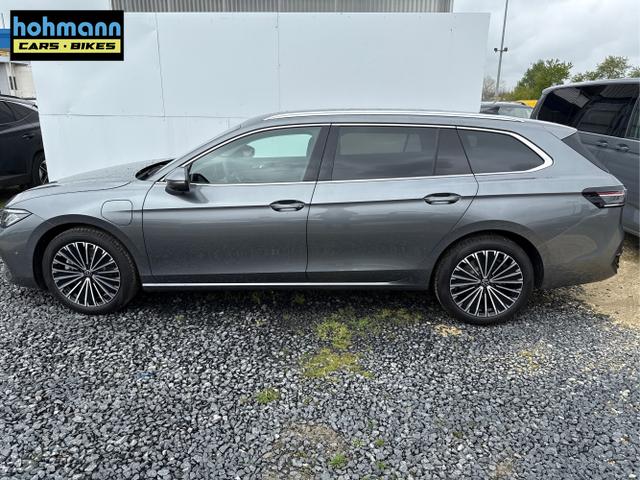 Volkswagen / Passat Variant / Weiß / / / 