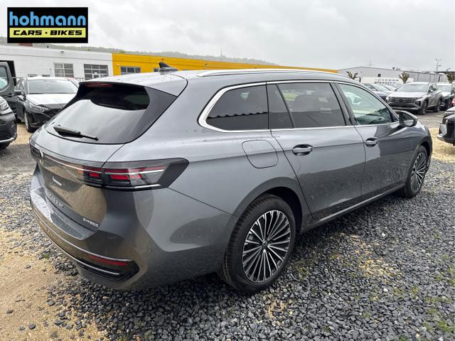 Volkswagen / Passat Variant / Weiß / / / 