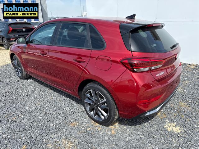 Hyundai / i30 / Wei&szlig; / / / 