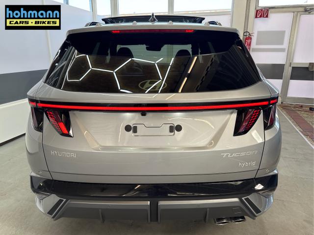 Hyundai / TUCSON / Silber / / / 