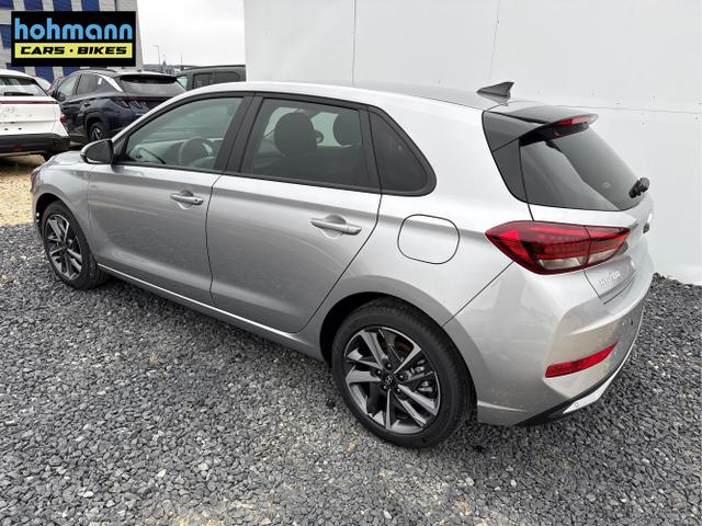 Hyundai / i30 / Silber / / / EDITION SHZ NAVI ALU LED RFK PDC