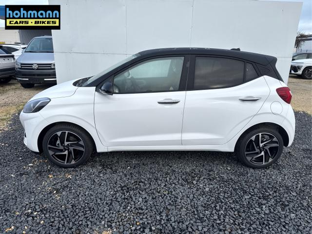 Hyundai / i10 / Wei&szlig; / / / AUT SHZ SMART KEY KLIMAAUTOMATIK AMBIENTE ALU RFK PDC NAVI 