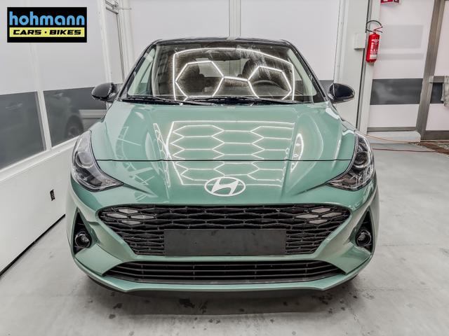 Hyundai i10 PREMIUM AUT SHZ SMART KEY KLIMAAUTOMATIK AMBIENTE ALU RFK PDC NAVI 