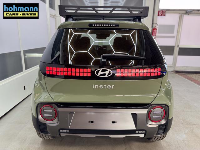 Hyundai Inster Impression CROSS 49kWh PANO 220V DIG.KEY SHZ 360 BCA ACC NAVI RFK LED 