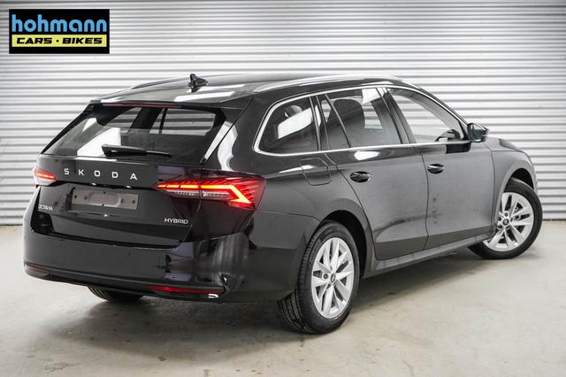 Skoda Octavia Combi Kombi 1,5 eTSI DSG mhev Selection -LAG. 