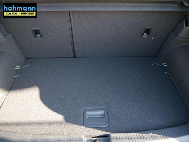 Volkswagen T-Cross LIFE 1.0 TSI * WINTERPAKET PDC KLIMA DAB LANE ASSIST FRONT 