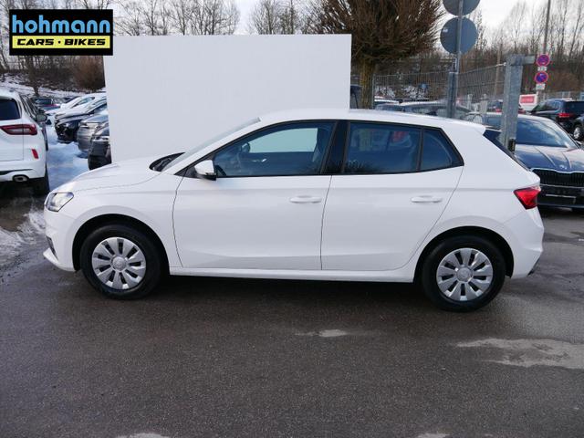 Skoda Fabia Selection 1.0 TSI *NAVI-&Uuml;BER-SMARTLINK*PDC-HI*LED*SHZ*KLIMA*RADIO 