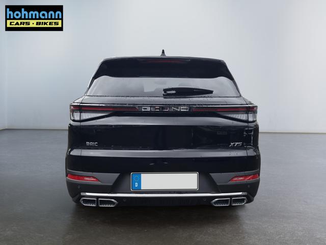 Baic / Beijing X75 / Schwarz / / / 