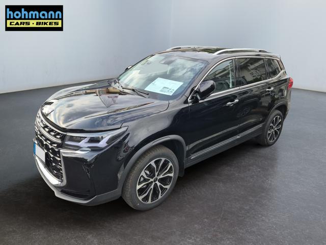 DFM / DFM Forthing 3 / Schwarz / / / 