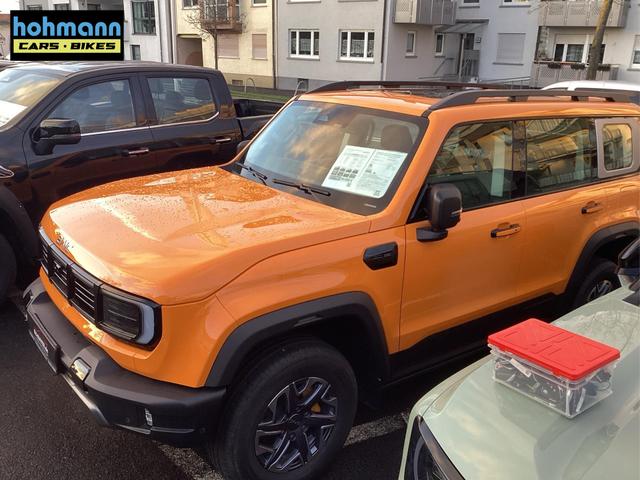 Baic / BJ40 / Orange / / / 