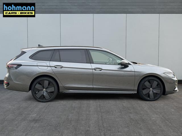 Volkswagen / Passat Variant / Grau / / / 4WD+AHK+PANO+HARMAN+19+BLACK STYLE, Beispielbilder, ggf. teilweise mit Sonderausstattung