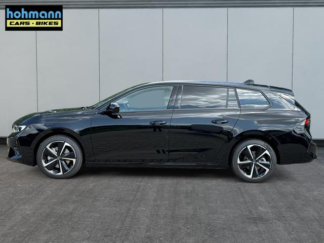 Opel / Astra Sports Tourer / / / / 