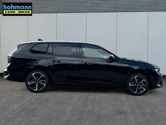 Opel / Astra Sports Tourer / / / / 