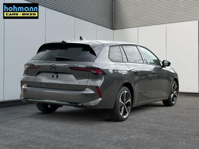 Opel / Astra Sports Tourer / / / / 