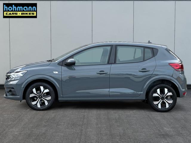 Dacia / Sandero / / / / KAMERA+SHZ+PDC+DAB+KLIMA