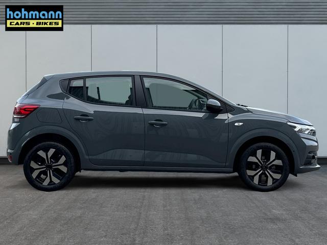 Dacia / Sandero / / / / KAMERA+SHZ+PDC+DAB+KLIMA