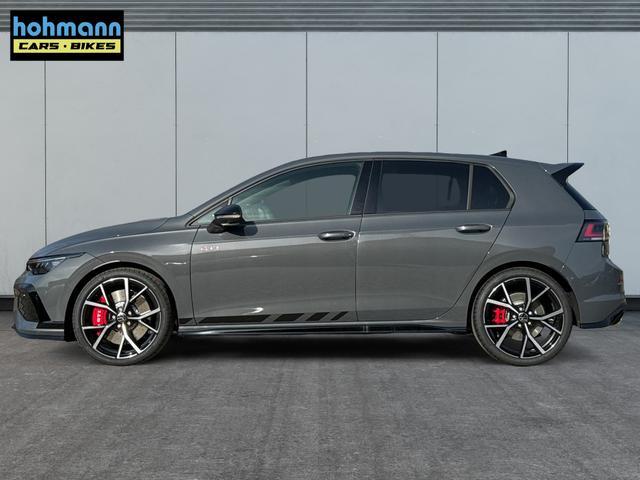 Volkswagen / Golf / / / / PANO+MATRIX+HUD+HARMAN+NAVI+360 KAMERA+19 LM, Beispielbilder, ggf. teilweise mit Sonderausstattung