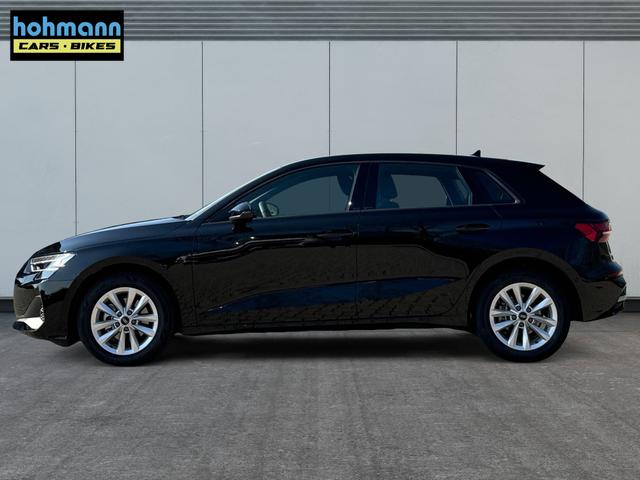 Audi / A3 Sportback / Schwarz / / / ACC+KAMERA+SHZ+LED+16LM+APP