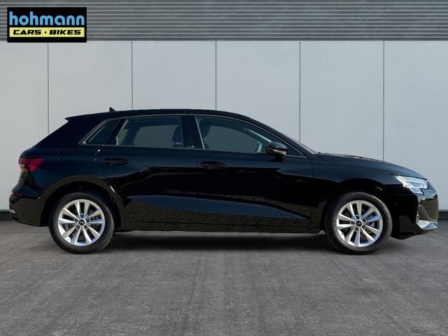 Audi / A3 Sportback / Schwarz / / / ACC+KAMERA+SHZ+LED+16LM+APP