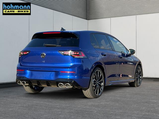 Volkswagen / Golf / / / / 4x4+PANO+MATRIX+HUD+HARMAN+NAVI+360 KAMERA+19 LM