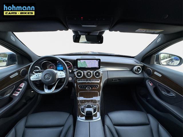 Mercedes-Benz / C-Klasse / Blau / / / C 300 T AMG-Line+LED+NAVI+KAMERA+19AMG-Felgen+el.HECK