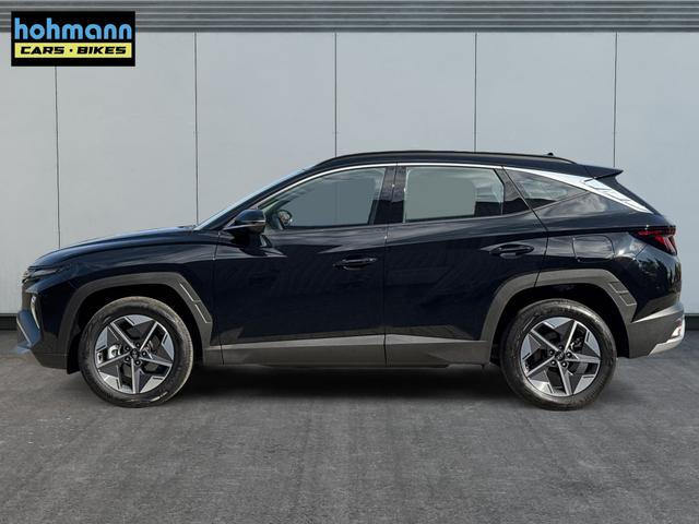Hyundai / TUCSON / Schwarz / / / Hybrid NAVI+KAMERA+SHZ+LED+TEMPOMAT+17 ALU+PDC, Beispielbilder, ggf. teilweise mit Sonderausstattung