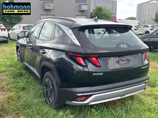 Hyundai / TUCSON / Schwarz / / / NAVI+KAMERA+SHZ+LED+TEMPOMAT+17 ALU+PDC, Beispielbilder, ggf. teilweise mit Sonderausstattung