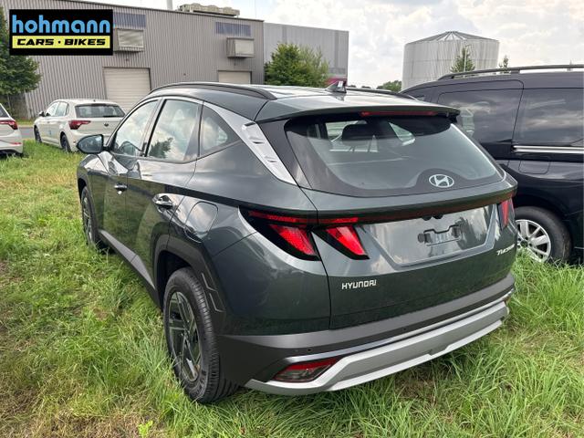 Hyundai / TUCSON / Gr&uuml;n / / / NAVI+KAMERA+SHZ+LED+TEMPOMAT+17 ALU+PDC, Beispielbilder, ggf. teilweise mit Sonderausstattung