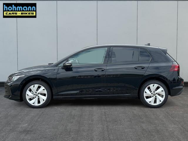 Volkswagen / Golf / Schwarz / / / ACC+SHZ+KLIMA+KAMERA+APP CONNECT+LED+17 ALU