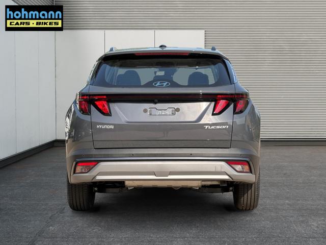 Hyundai / TUCSON / Grau / / / NAVI+KAMERA+SHZ+LED+TEMPOMAT+17 ALU+PDC, Beispielbilder, ggf. teilweise mit Sonderausstattung