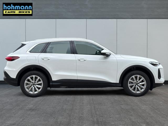Audi / Q5 / Wei&szlig; / / / QUATTRO+NAVI+KAMERA+AHK+SHZ+PDC+ACC