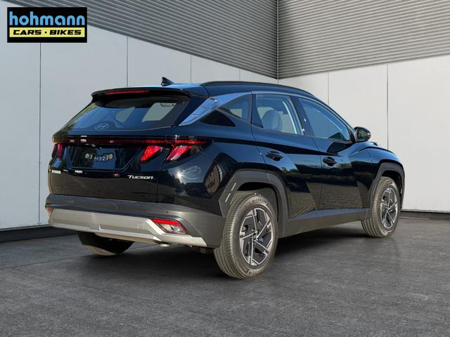 Hyundai / TUCSON / Schwarz / / / NAVI+KAMERA+SHZ+LED+TEMPOMAT+17 ALU+PDC, Beispielbilder, ggf. teilweise mit Sonderausstattung