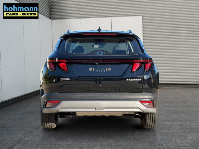 Hyundai / TUCSON / Schwarz / / / NAVI+KAMERA+SHZ+LED+TEMPOMAT+17 ALU+PDC, Beispielbilder, ggf. teilweise mit Sonderausstattung